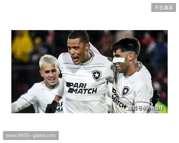 记者：武汉三镇提出租借巴西边锋卡洛斯·阿尔贝托，附带买断条款