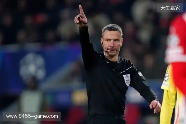 官方:斯洛文尼亚名哨温契奇将执法欧冠第7轮马赛vs利物浦 官方:斯洛文尼亚名哨温契奇将执法欧冠第7轮马赛vs利物浦